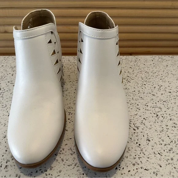 Soda White Ankle Booties with Cutout Design - Picture 3 of 6